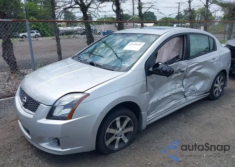 2012 Nissan Sentra 2.0 Sr z USA, uszkodzony, nr VIN 3N1AB6AP6CL662205